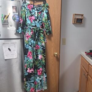New York & Company Black Tropical Floral Maxi Dress